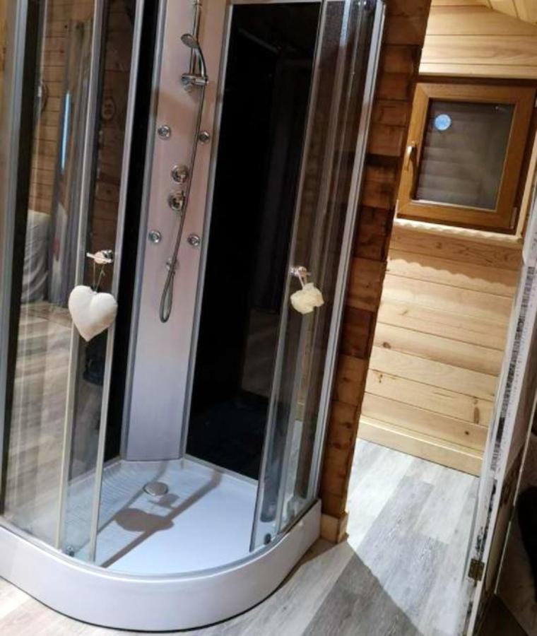 Chalet Chaleureux A Louatre Avec Piscine Partagee Exteriör bild